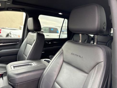 Used 2023 GMC Yukon Denali w/ LPO, Floor Liner Package image 9