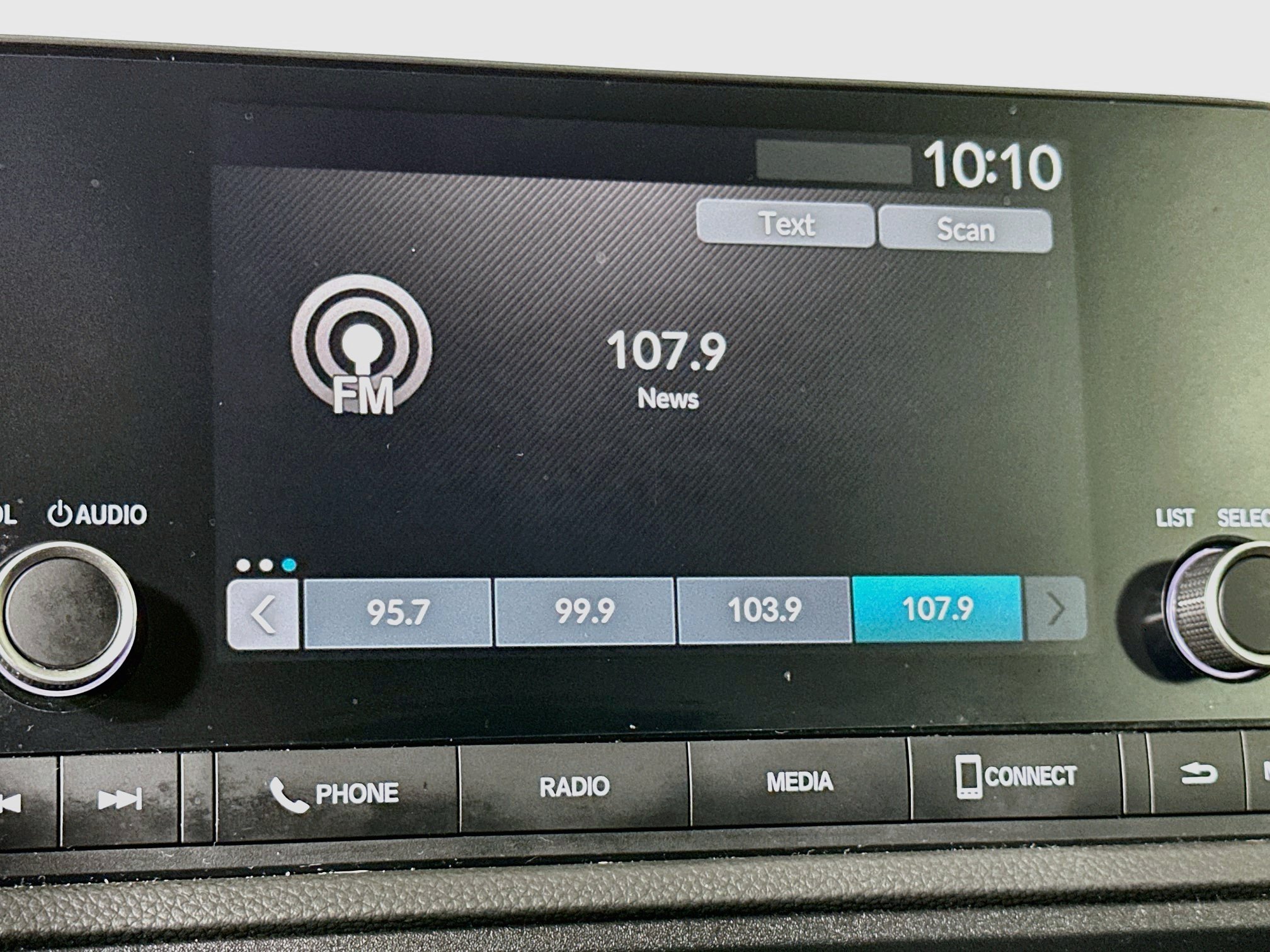 Used 2024 Honda CR-V LX image 21