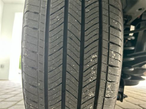 Used 2024 Ford Maverick Lariat image 48