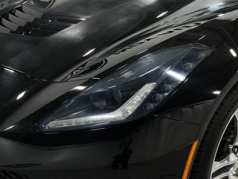 Used 2016 Chevrolet Corvette Stingray Coupe w/ Battery Protection Package RWD image 27