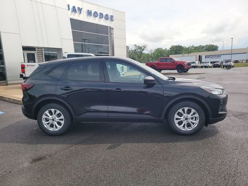 New 2025 Ford Escape Active w/ Active Premium Tech Pack image 2