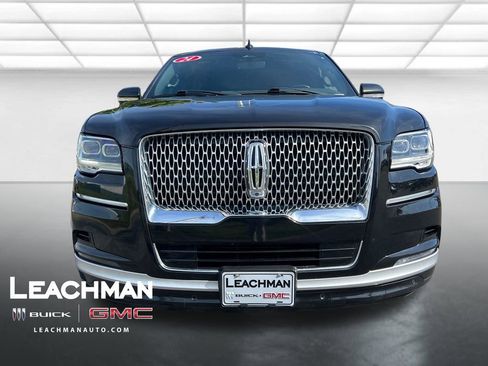 Used 2024 Lincoln Navigator L 4WD image 10