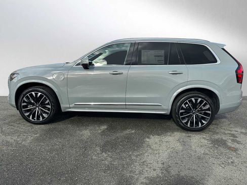 New 2026 Volvo XC90 T8 Plus image 6
