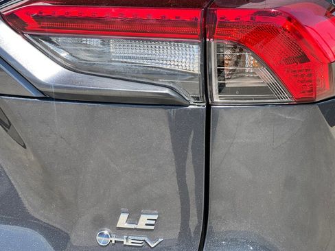 Used 2025 Toyota RAV4 LE AWD/4WD image 22
