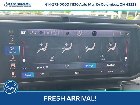 Used 2025 Jeep Wrangler Unlimited Sahara image 21