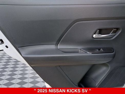 Certified 2025 Nissan Kicks SV AWD/4WD image 29