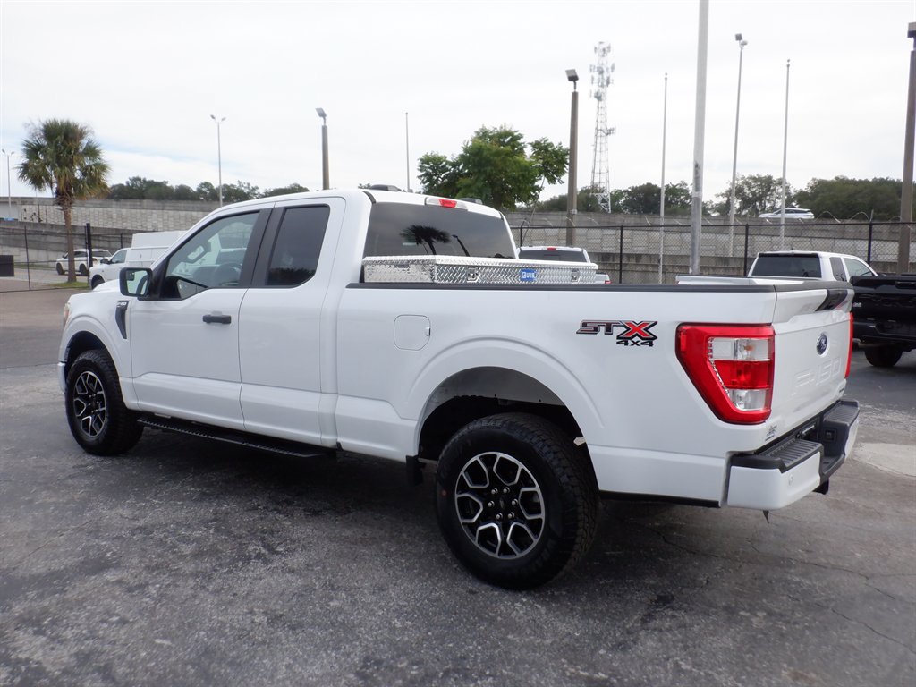 Used 2022 Ford F150 XL w/ STX Appearance Package AWD/4WD image 3