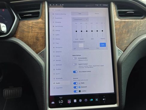 Used 2020 Tesla Model S Long Range AWD/4WD image 74