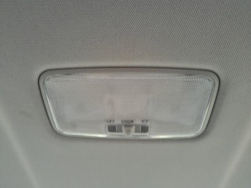 Used 2022 Toyota Camry SE image 30