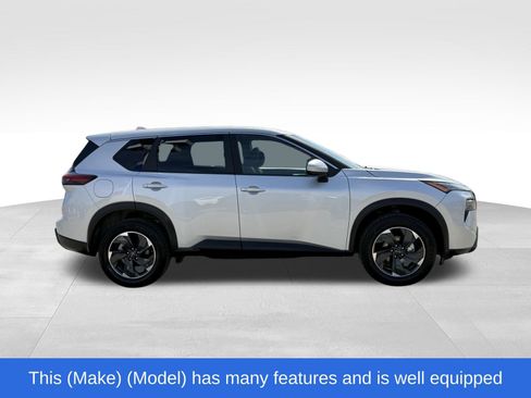 Used 2024 Nissan Rogue SV AWD/4WD image 10