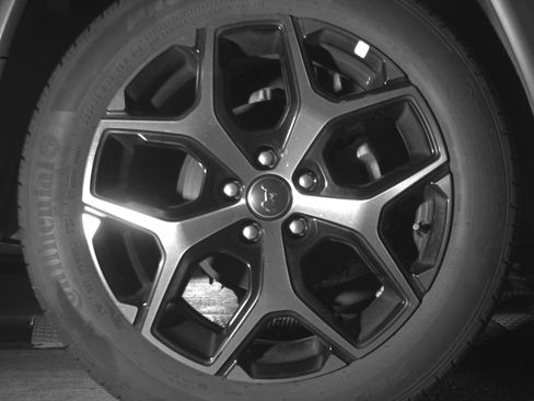 Used 2025 Jeep Compass Limited image 15