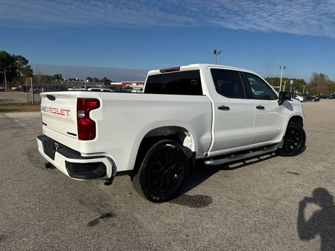 Used 2022 Chevrolet Silverado 1500 Custom image 7