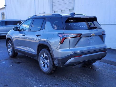 New 2026 Chevrolet Equinox LT w/ Convenience Package II image 3