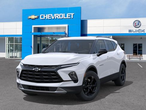New 2026 Chevrolet Blazer LT w/ Midnight/Sport Edition AWD/4WD image 6