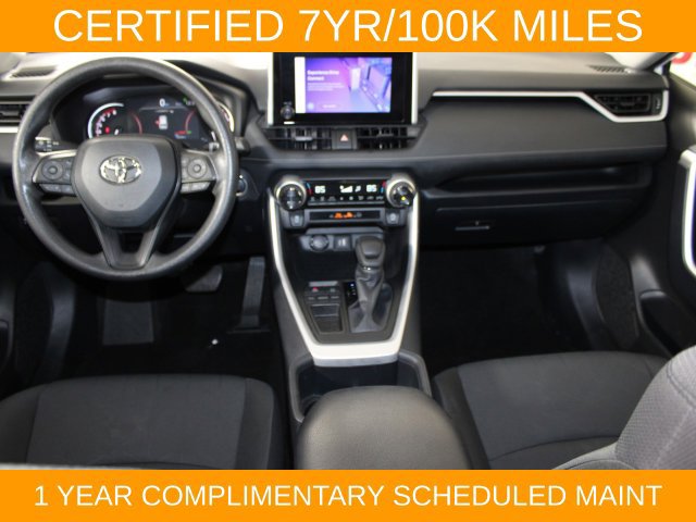 Used 2025 Toyota RAV4 XLE FWD image 14