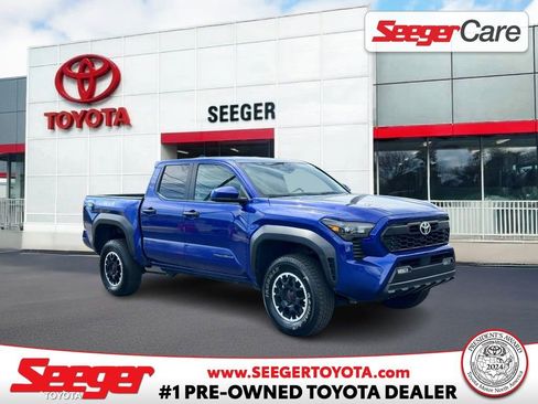 Used 2024 Toyota Tacoma TRD Off-Road image 1
