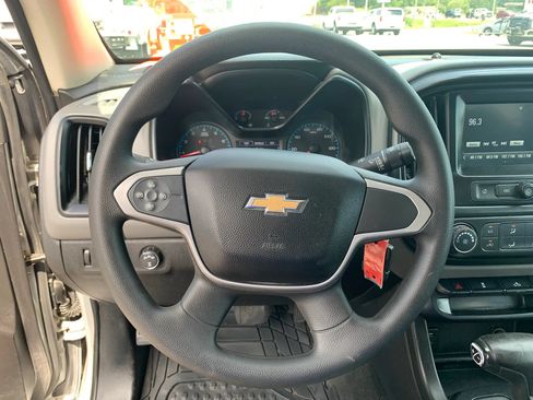 Used 2018 Chevrolet Colorado W/T w/ WT Convenience Package AWD/4WD image 10