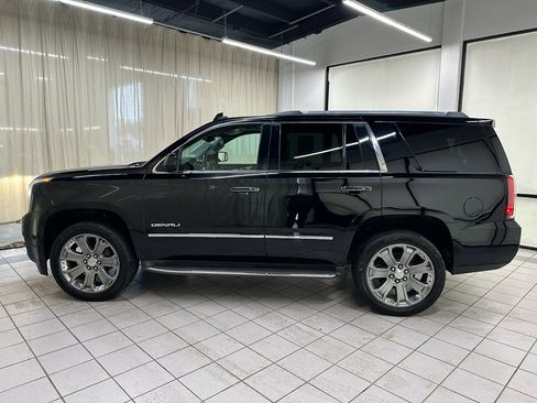Used 2016 GMC Yukon Denali w/ Open Road Package AWD/4WD image 9