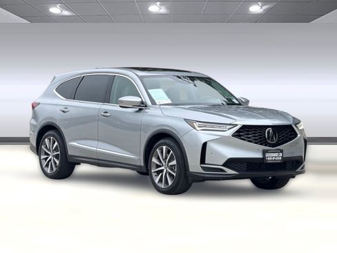 Used 2025 Acura MDX SH-AWD w/ Technology Package image 7