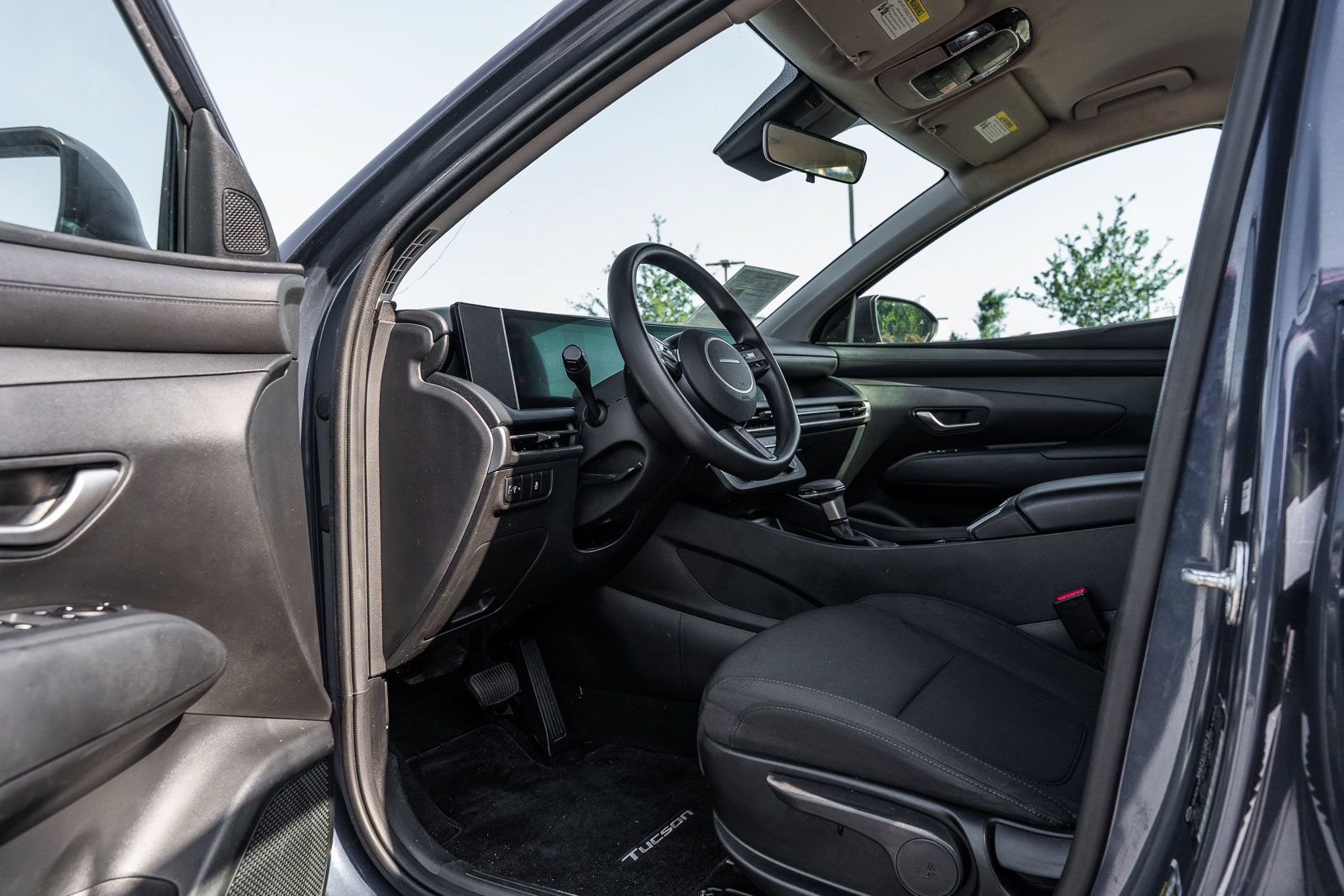 Used 2025 Hyundai Tucson SE FWD image 18