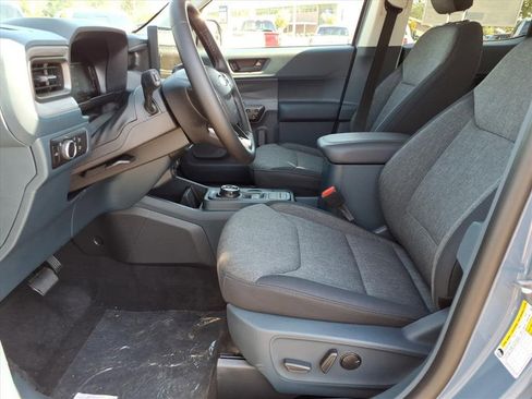 New 2025 Ford Maverick XLT w/ XLT Luxury Package image 34