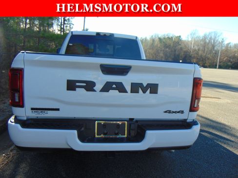 New 2026 RAM 2500 Big Horn AWD/4WD image 15