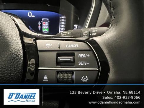 Used 2025 Honda Pilot Elite image 24
