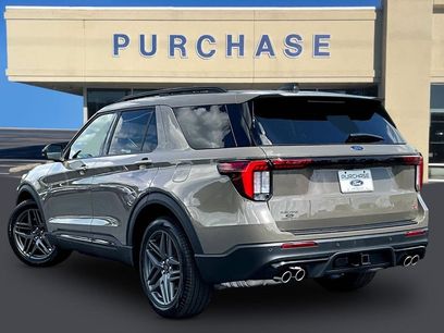 New 2026 Ford Explorer ST w/ Sun And Sound Package