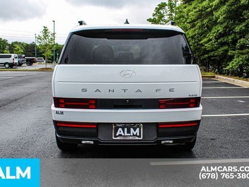 Used 2025 Hyundai Santa Fe SEL FWD image 11