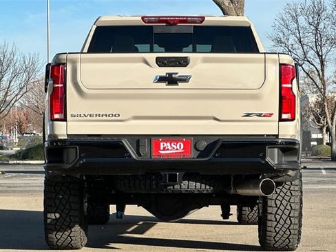 New 2026 Chevrolet Silverado 2500 ZR2 image 6