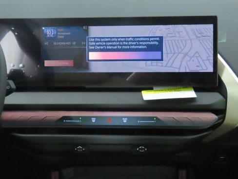 Certified 2025 BMW X3 xDrive30i w/ Premium Package image 14