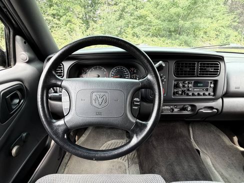 Used 1999 Dodge Dakota Sport RWD image 15