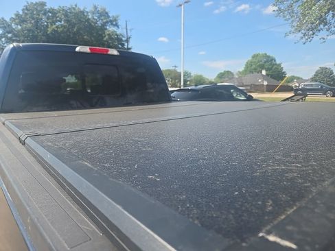 Used 2017 Ford F250 Lariat image 7