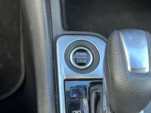 Used 2021 Nissan Sentra SV image 21