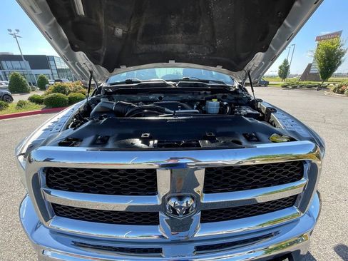 Used 2017 RAM 2500 Tradesman w/ Chrome Appearance Group AWD/4WD image 31