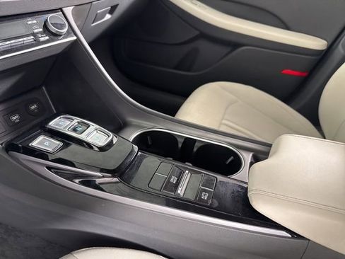 Used 2023 Hyundai Sonata SEL w/ Convenience Package image 24