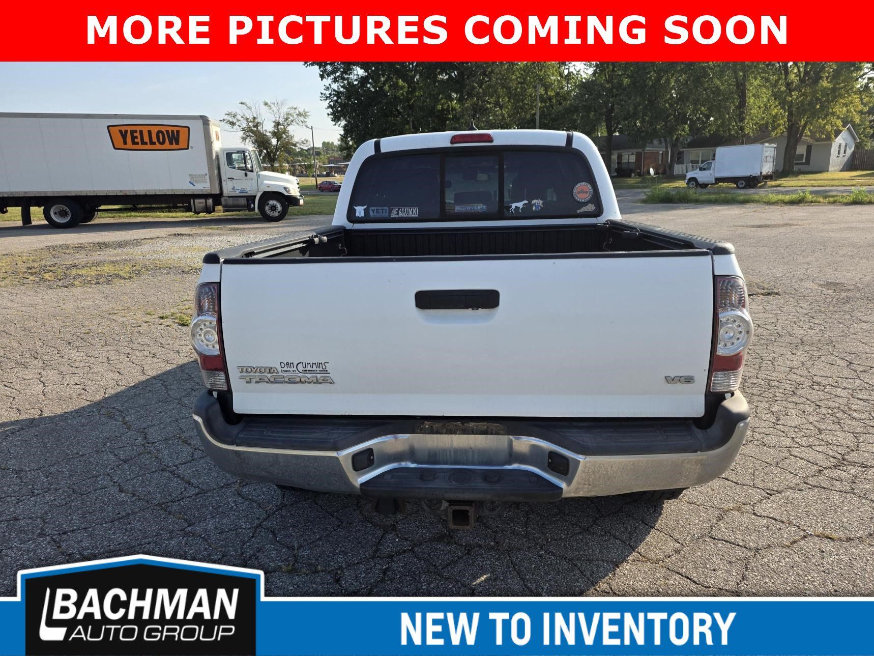 Used 2014 Toyota Tacoma 4x4 Double Cab w/ TRD Off-Road Package image 6