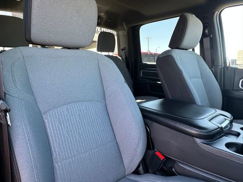 Certified 2024 RAM 2500 Big Horn AWD/4WD image 18