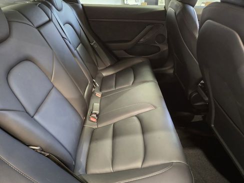 Used 2023 Tesla Model 3 Standard Range RWD image 9