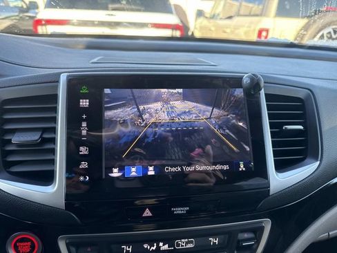 Used 2016 Honda Pilot Elite image 34