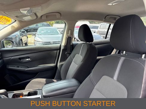 Used 2024 Nissan Sentra SV FWD image 4