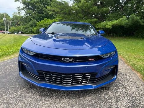 Used 2020 Chevrolet Camaro SS RWD image 9