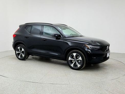 New 2026 Volvo XC40 B5 Plus w/ Protection Package Premier image 3