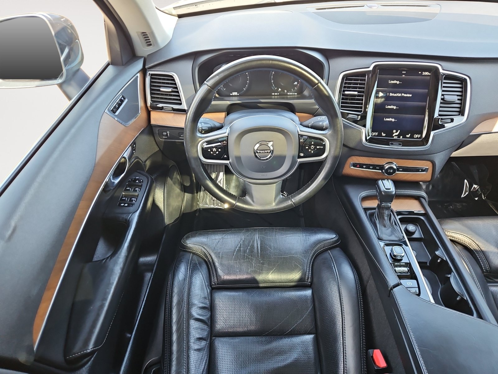 Used 2018 Volvo XC90 T6 Inscription w/ Convenience Package AWD/4WD image 10