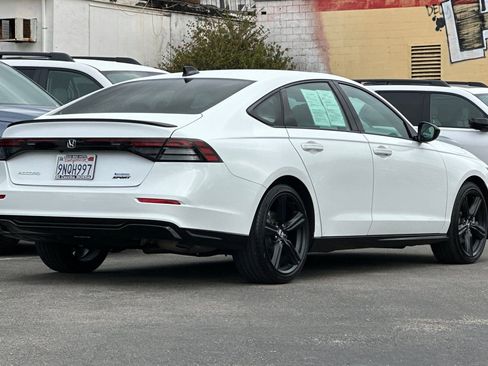 Used 2024 Honda Accord Sport image 3