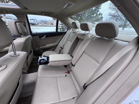 Used 2013 Mercedes-Benz C 250 Sedan image 17