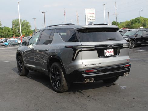 New 2026 Chevrolet Traverse RS w/ LPO, Floor Liner Package AWD/4WD image 5