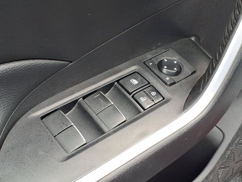 Used 2021 Toyota RAV4 XLE Premium AWD/4WD image 18