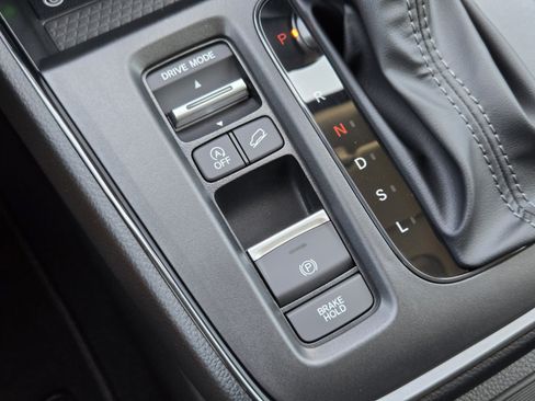 Used 2026 Honda CR-V EX-L image 17