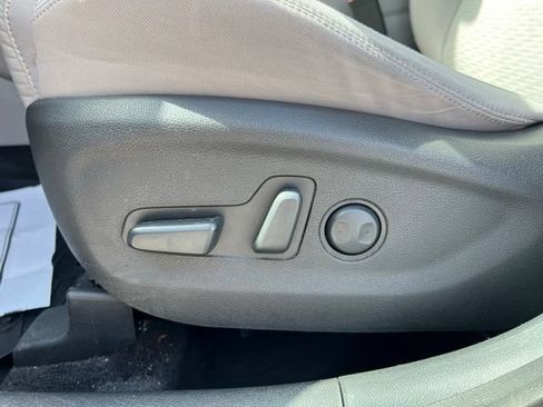 Used 2021 Hyundai Tucson Value AWD/4WD image 11